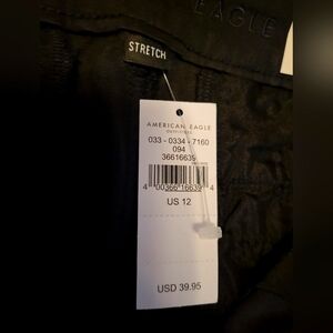 NWT American Eagle skinny Bermuda shorts